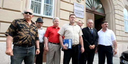 Proprietarii de păduri depun astăzi plângere la DNA pe numele lui Ionesie Gheorghioni