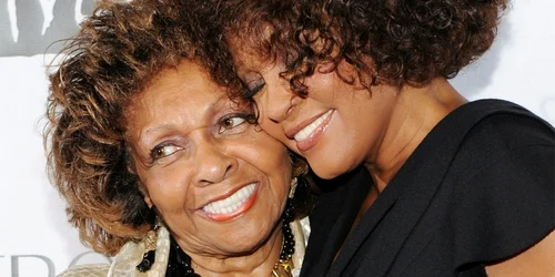 whitney houston si mama ei Cissy foto AFP