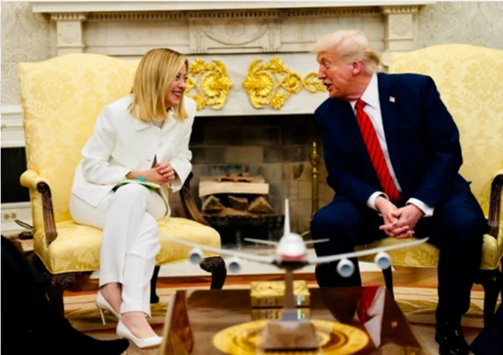 Giorgia Meloni i-a spus lui Donald Trump că este „o eroare” ameninţarea cu noi tarife vamale împotriva țărilor europene