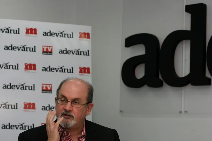 Salman Rushdie foto adevarul