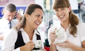 prietene cafea 600x400 jpeg