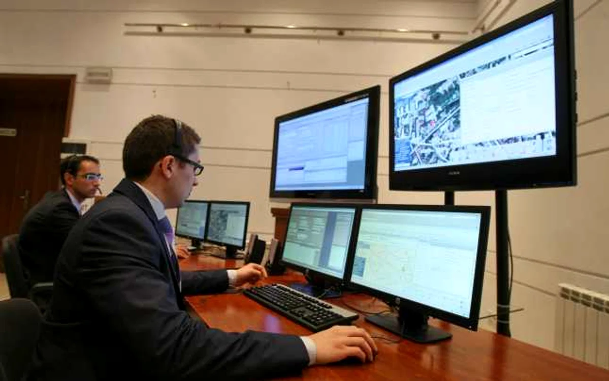 În cadrul proiectului vor fi scanate şi digitizate toate actele de stare civilă din ultimii 100 de ani, aproximativ 75 milioane de documente FOTO Dorin Constanda