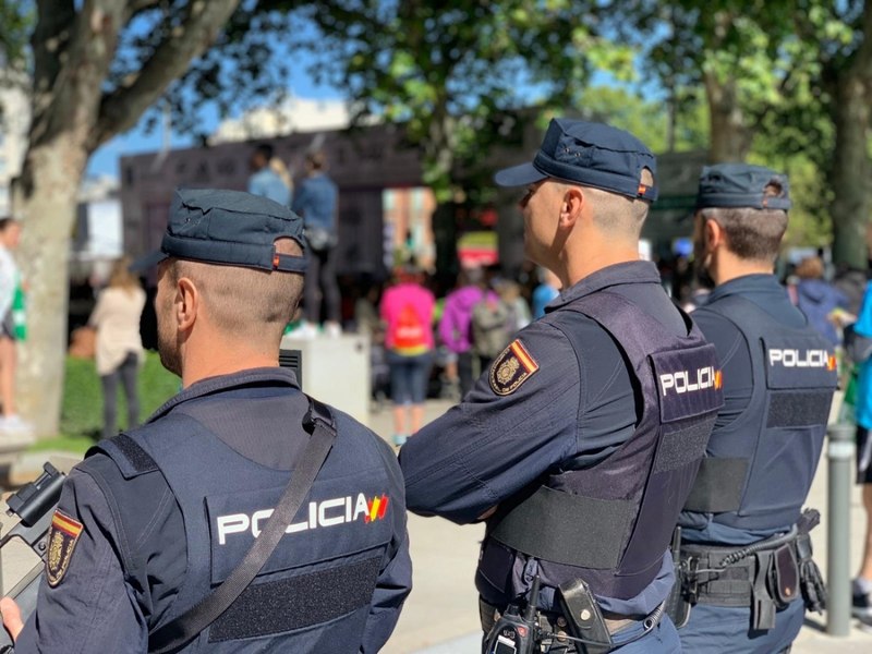 Descoperire șocantă în Spania. Trupul unui bărbat mort de 15 ani, găsit într-un apartament din Valencia