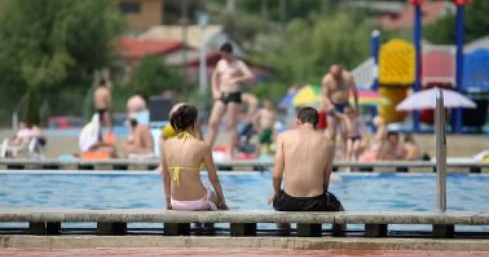 Iaşi: Canicula combătută prin nudism