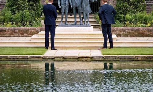 1 printii william si harry la dezvelirea statuii diana4 jpg jpeg