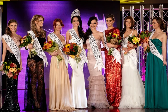 miss universe romania 2012   castigatoare jpeg