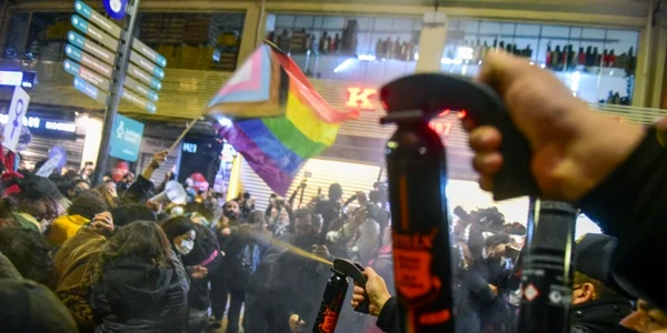 Protest al femeilor impotriva violentei Istanbul - 25.11.2021/ AFP 5