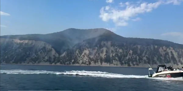 incendiu palatul lui putin jpg