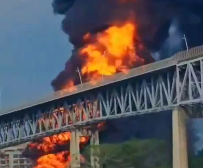 Podul a fost închis Foto: captură video