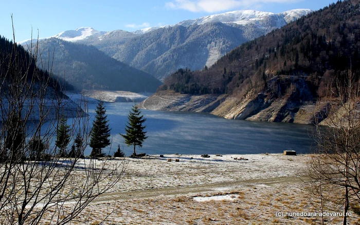 Lacul Gura Apelor. Foto: Daniel Guță