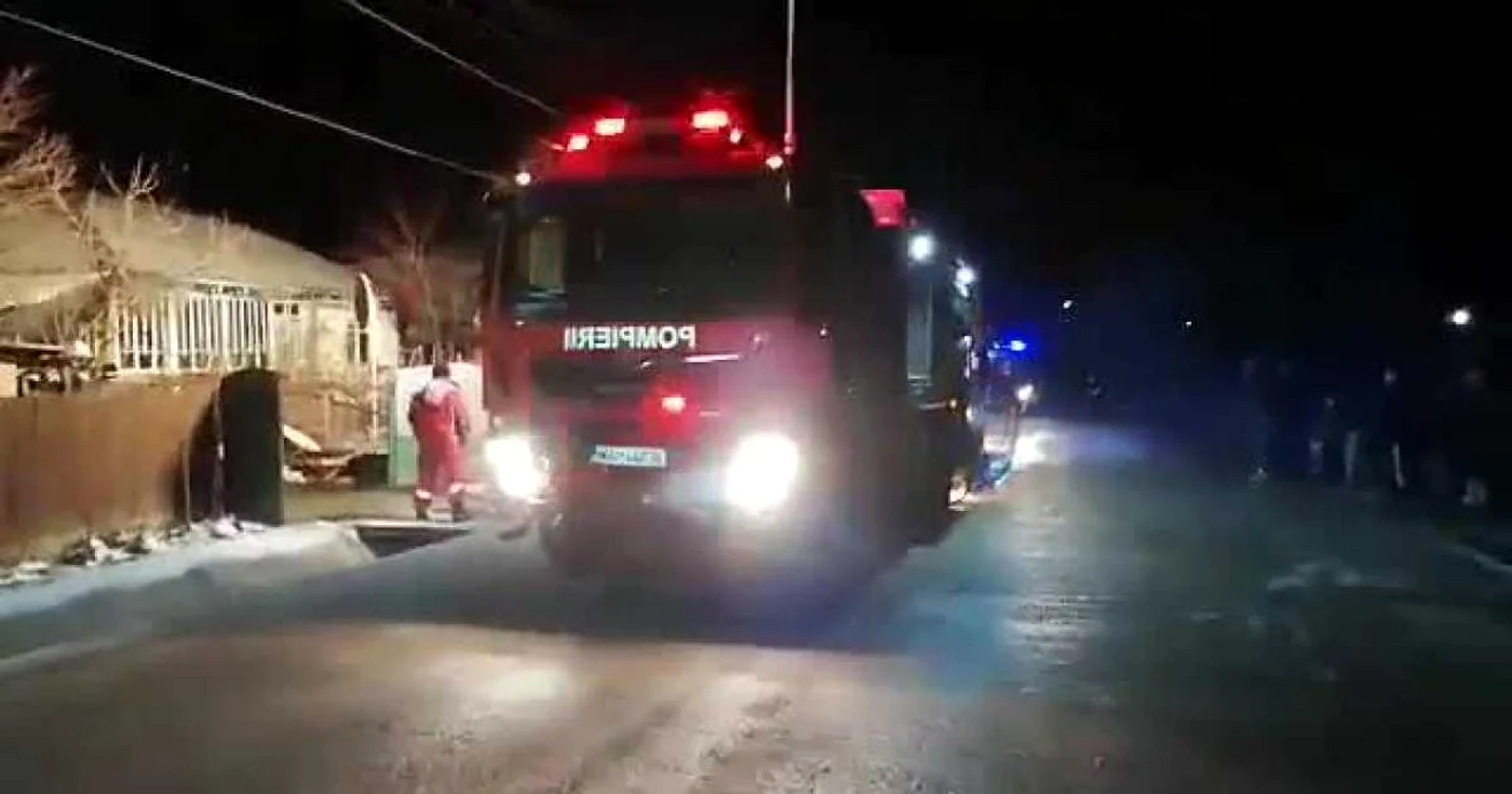Pompierii au găsit proprietara decedată