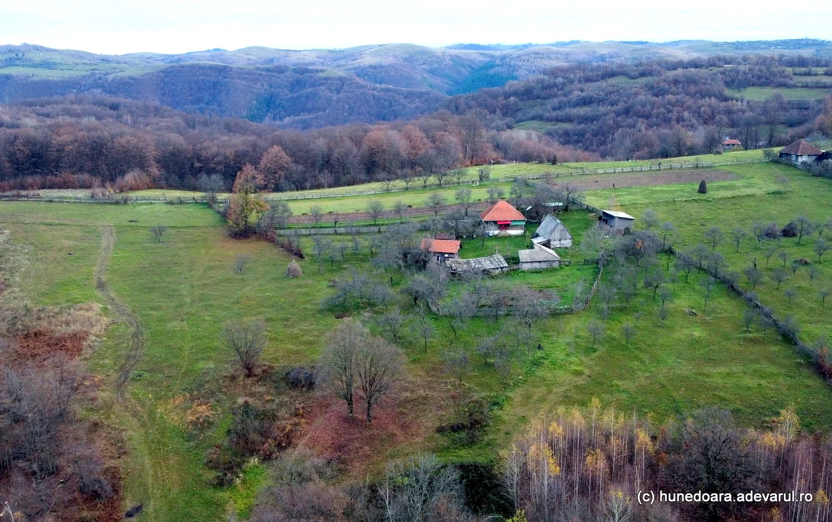 Gospodărie din Fața Roșie. Foto: Daniel Guță
