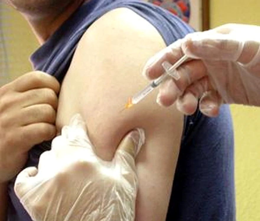 La fiecare 10 milioane de persoane vaccinate 21,5 vor suferi sindrom Guillain-Barre