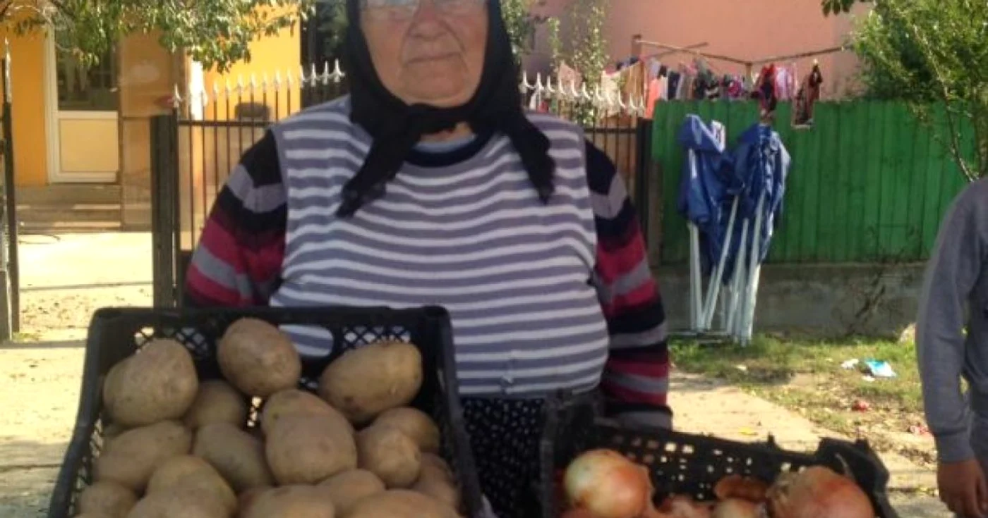 Cortul de nunţi a costat 120.000 de euro