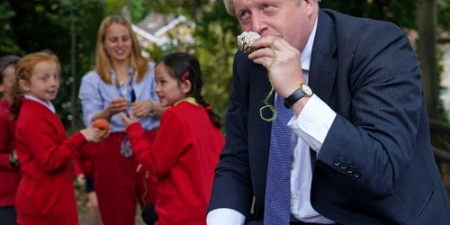 boris johnson vizita la o scoala afp