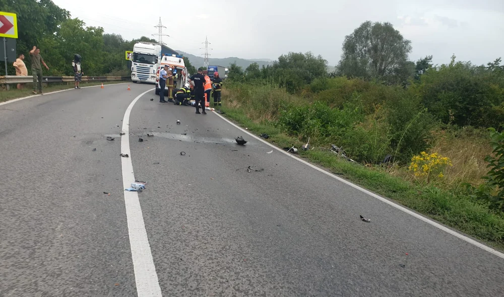 Motociclistul a suferit o amputare totală de picior, de la genunchi FOTO ISU Prahova