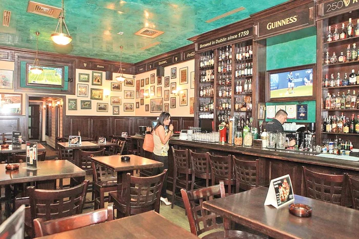 Barurile au făcut provizii de bere