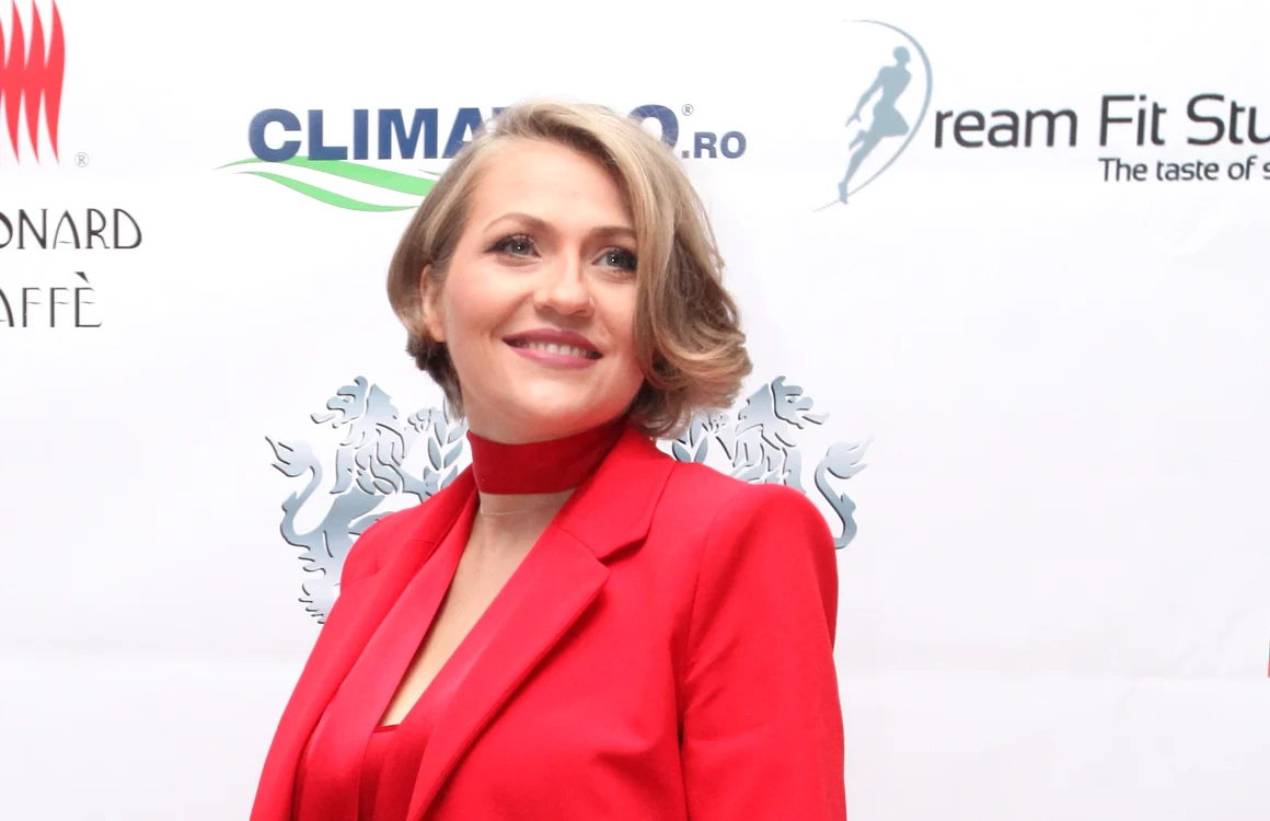 
    Paula Chirilă este noua prezentatoare de la „Mireasă Pentru Fiul Meu”foto: Arhiva Personală  