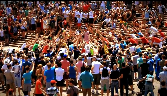 Eveniment (Captură: youtube.com)