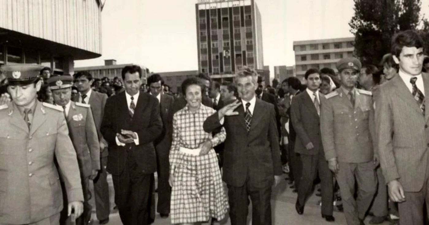 Ceauşescu vizita des fabricile şi uzinele FOTO: Adevarul