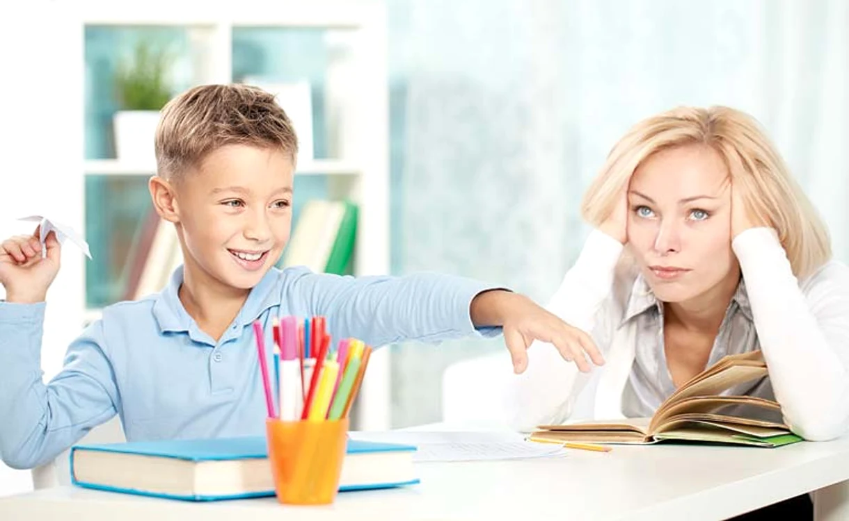 
    Gata cu vacanţa şi cu programul  relaxat! Peste o săptămână,  revenim la rutina din timpul  anului de învăţământ  