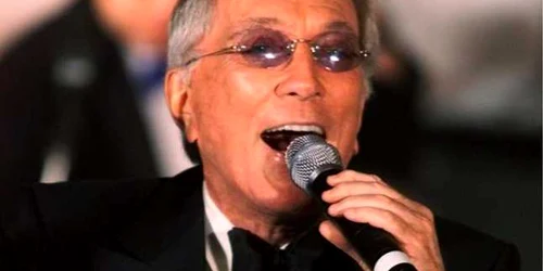 Andy Williams