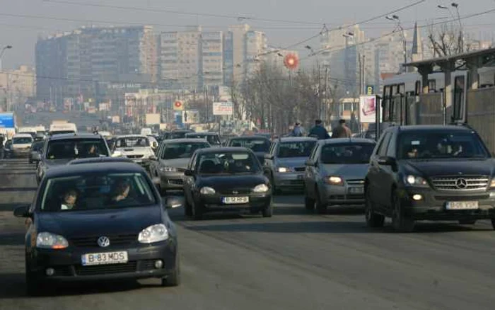 Cea mai lunga strada din Bucuresti. Sute de mii de maşini traversează zilnic Bucureştiul FOTO Arhivă