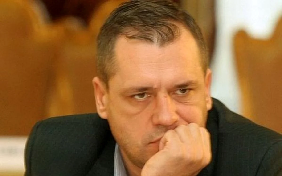
    Momente penibile la TV, după tragedia din Colectiv: Mugur Ciuvică i-a luat "la mişto" pe protestatarii din BucureştiFoto: Arhiva Click!  