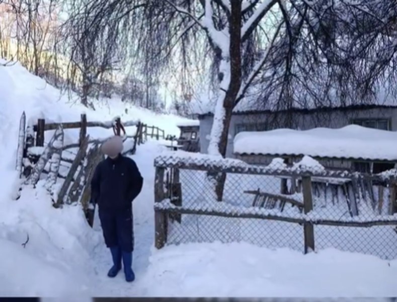 Singurul locuitor al unui sat din Alba, izolat de zăpadă. Gestul care i-a salvat viața