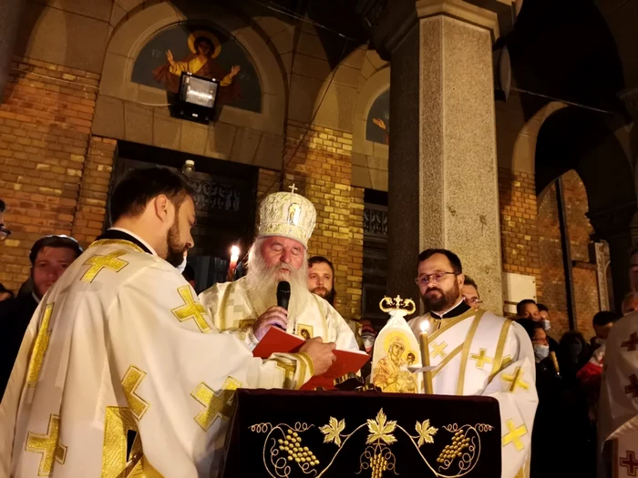 Slujba de Înviere de la Catedrala Mitropolitană din Timişoara FOTO Ş.Both