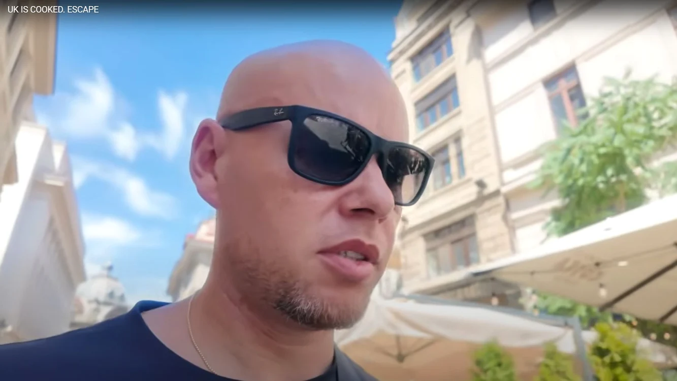 Steven e încântat de ceea ce a văzut în România. FOTO: Captură video