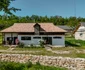 Proprietatea are 540 de metri pătrați și este alcătuită din trei clădiri. FOTO: sothebysrealty.com