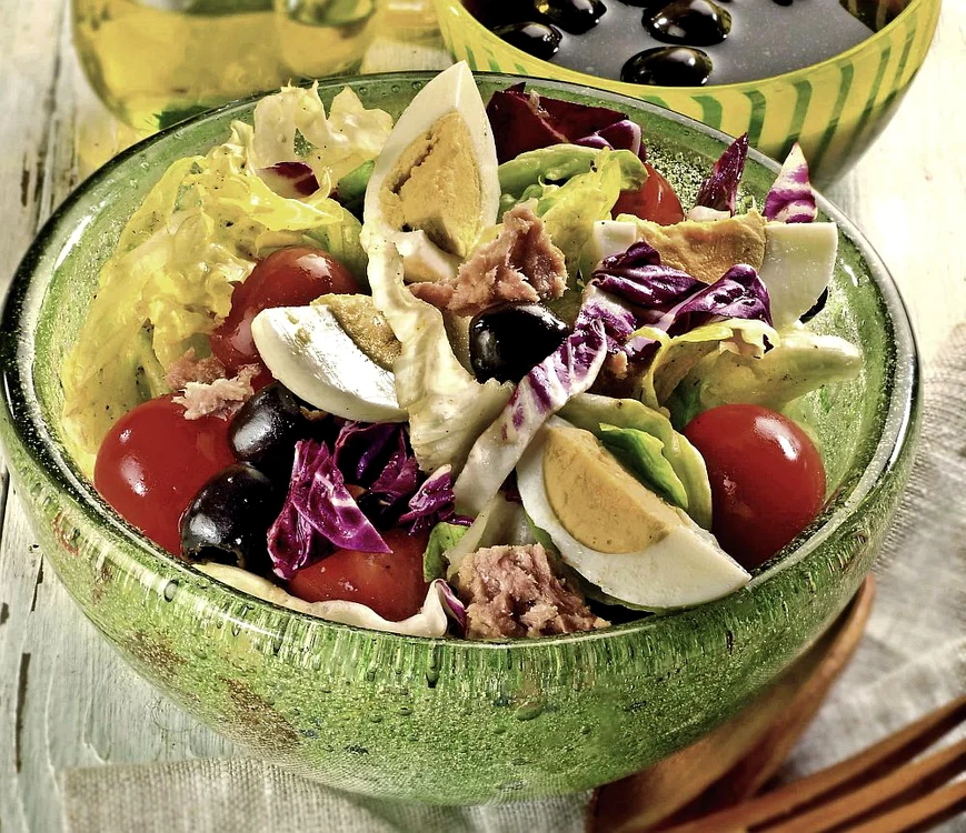 salata cu ton jpeg