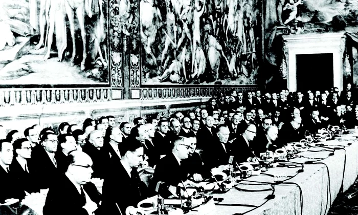 Tratatul de la Roma s a semnat în alb jpeg