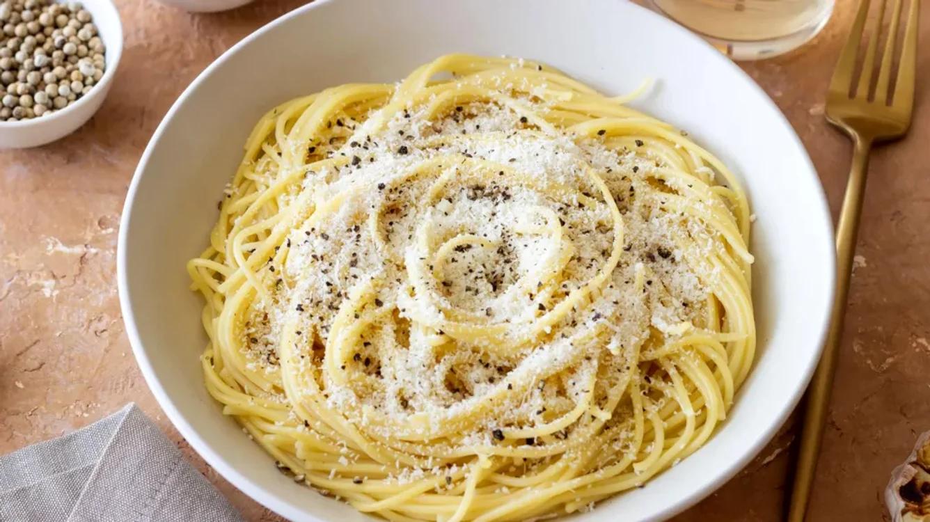 Cacio e Pepe este un preparat clasic din bucătăria italiană FOTO: Getty Images
