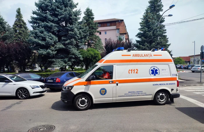 Ambulanțierii cer ca limitatoarele de viteză din municipiul Târgu Jiu să fie înlocuite Foto: Arhivă