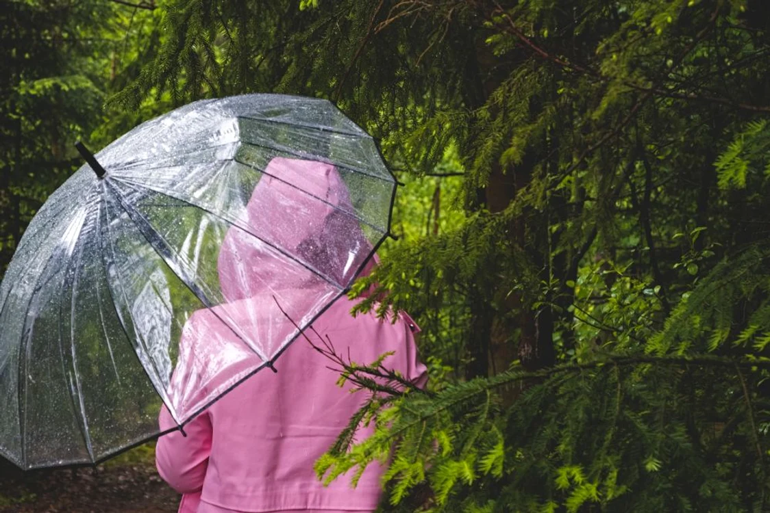 De azi, vremea intră într-un ușor proces de răcire, cu ploi și temperaturi de toamnă