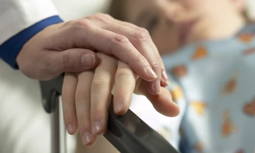 copil spital 640x425 jpeg