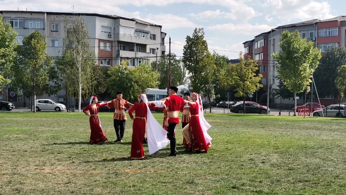 Ansamblurile reprezentând etniile vor avea spectacole zilnic FOTO: A.M.