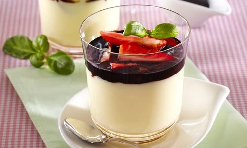 crema de vanilie cu capsuni jpeg
