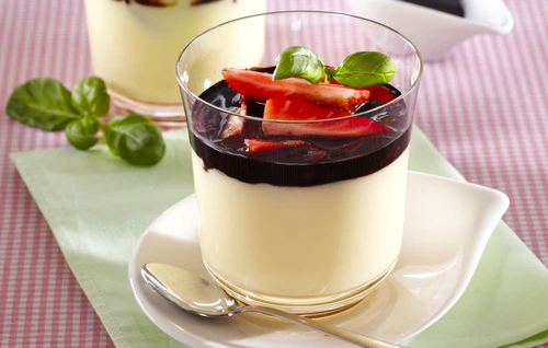 crema de vanilie cu capsuni jpeg