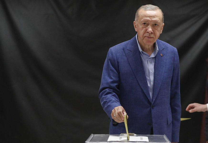 Erdogan a recunoscut înfrângerea partidului său la alegerile locale și a promis că va trage concluzii
