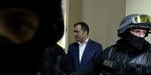 Vlad Filat la Curtea de Apel FOTO Alexandru Tarlev