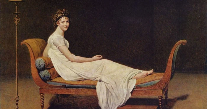 Portretul doamnei de Recamier, realizat de Jacques-Louis David, este expus la Muzeul Luvru