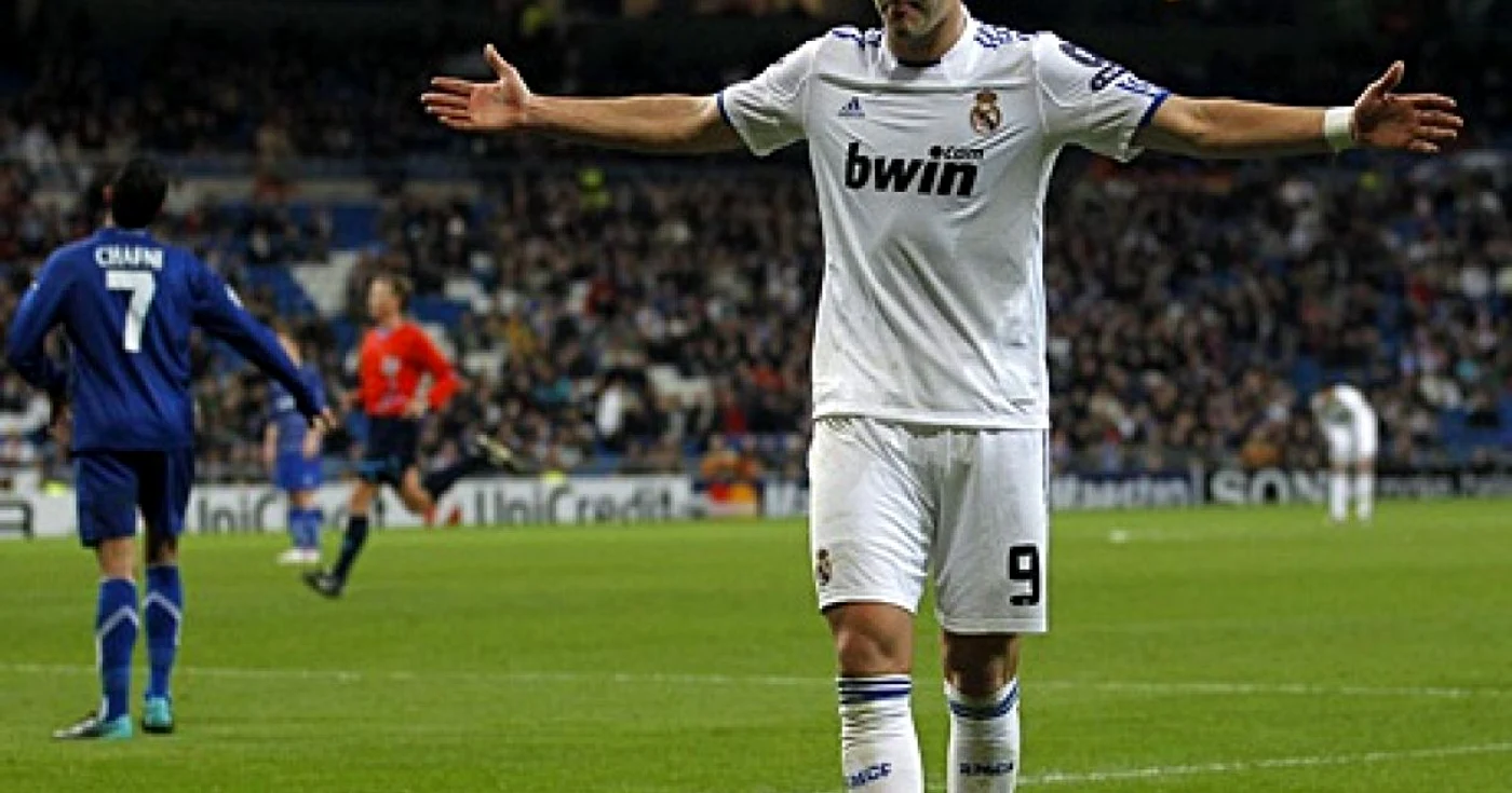 Benzema a fost omul meciului contra lui Auxerre sursa: El Mundo