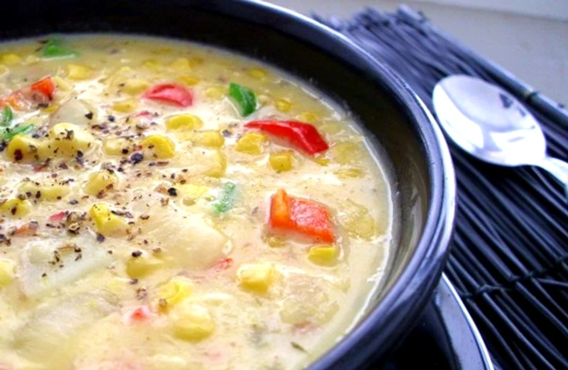 supa crema cartofi ardei gras porumb jpeg