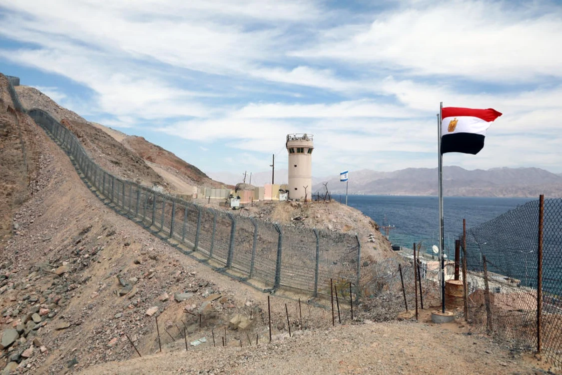 Foto: EPA-EFE / Graniţa dintre Egipt şi Israel la Marea Roşie Taba. Una dintre zonele vizate de propaganda neagră britanică.
