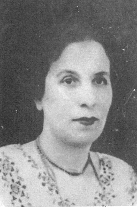 Luiza Zavloschi, în Ramona Maria Mocanu, „Luiza Zavloschi – prima femeie primar din România”, din „Femei celebre ale României”, Muzeul Județean „Ștefan cel Mare”, Vaslui, Editura PIM, Iași, 2021, p. 138.