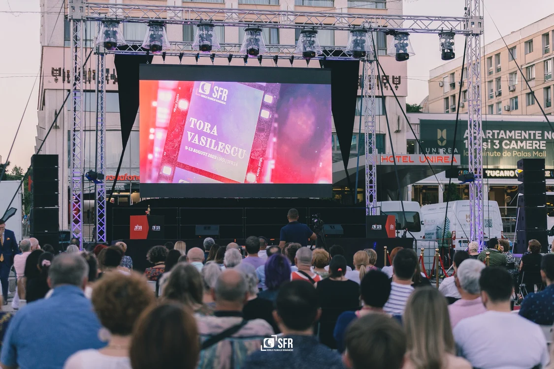 Piața Unirii din Iași, în plină desfășurare a festivalului SFR   Sursa foto: Arhiva SFR 