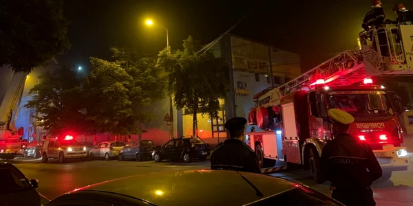 Incendiu la complexul comercial Domino 26 mai 2019 FOTO Adevărul